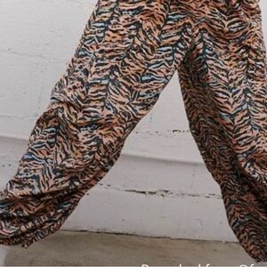 Free People zephyr jogger